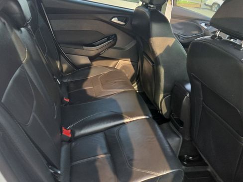 Used 2017 Ford Focus Titanium FWD image 17