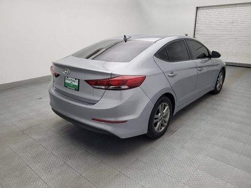 Used 2017 Hyundai Elantra SE FWD image 9