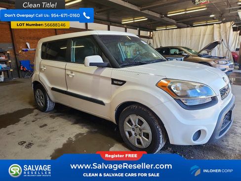 Used 2013 Kia Soul FWD image 5