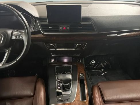 Used 2018 Audi Q5 2.0T Premium Plus w/ Premium Plus Package AWD/4WD image 16