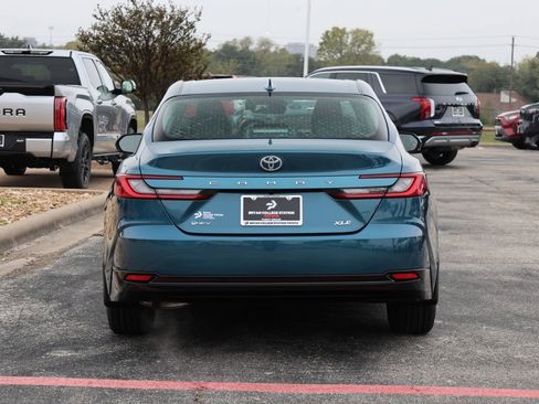 New 2026 Toyota Camry XLE image 6