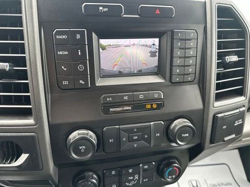 Used 2021 Ford F250 XL w/ Power Equipment Group RWD image 29