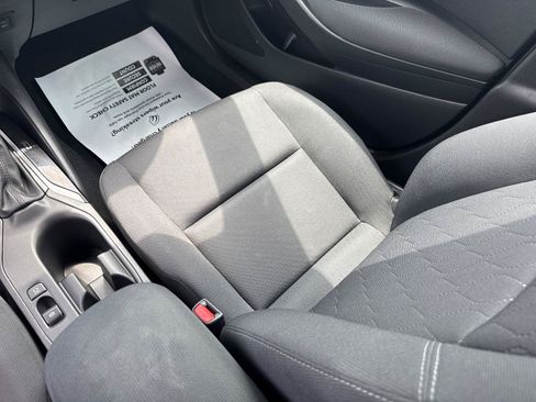 Used 2024 Toyota Corolla LE FWD image 28