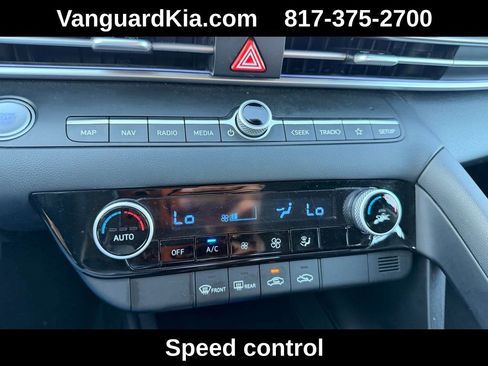 Used 2024 Hyundai Elantra SEL image 22