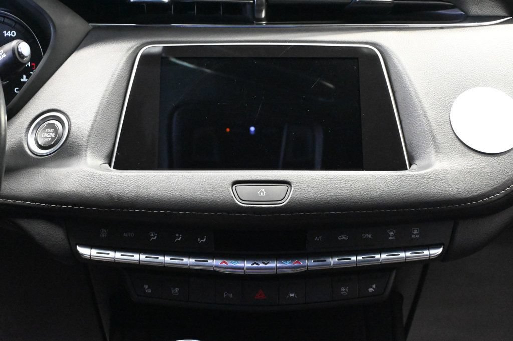 Used 2023 Cadillac XT4 Premium Luxury w/ Technology Package FWD image 10