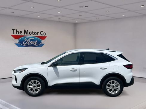 Used 2023 Ford Escape Active AWD/4WD image 8