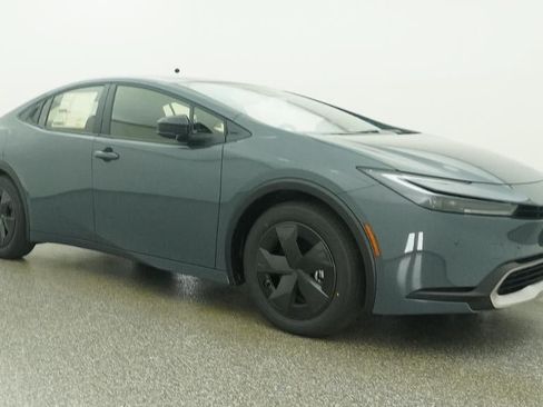 New 2026 Toyota Prius Plug-In Hybrid FWD image 57