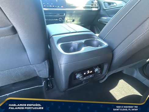 Certified 2026 Chevrolet Traverse LT w/ Driver Confidence Package FWD image 27