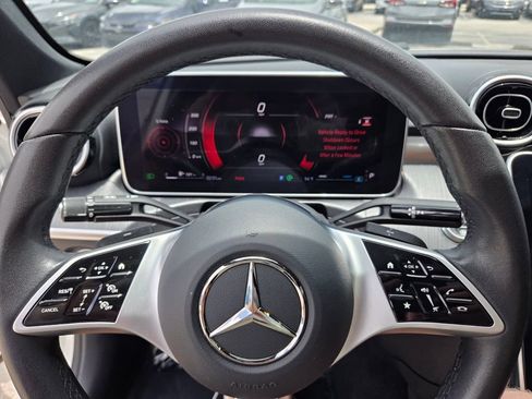 Used 2025 Mercedes-Benz C 300 Sedan image 30