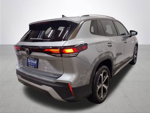 New 2026 Volkswagen Tiguan SE AWD/4WD image 12