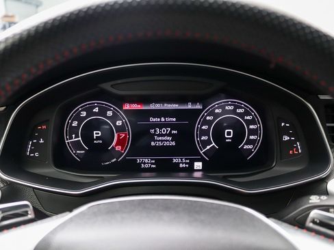 Used 2021 Audi RS 6 w/ Executive Package AWD/4WD image 30