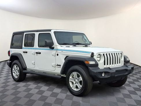 Used 2022 Jeep Wrangler Unlimited Sport image 1