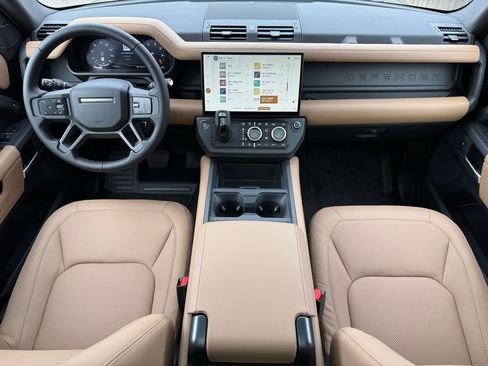 New 2026 Land Rover Defender 130 X-Dynamic SE AWD/4WD image 17