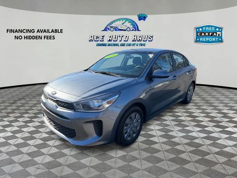 Used 2020 Kia Rio S image 3