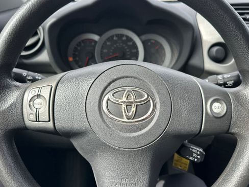 Used 2011 Toyota RAV4 2WD w/ Upgrade Value Pkg image 23
