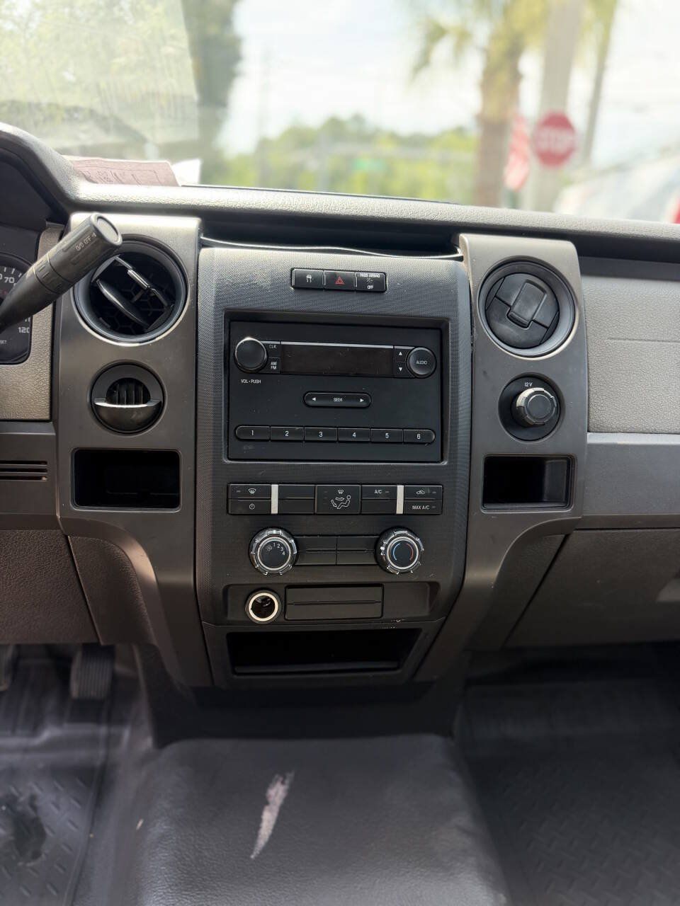 Used 2010 Ford F150 XL RWD image 19