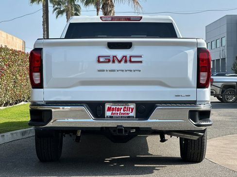 New 2026 GMC Sierra 1500 SLE RWD image 5