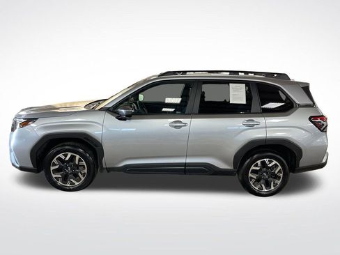Used 2026 Subaru Forester Premium AWD/4WD image 9