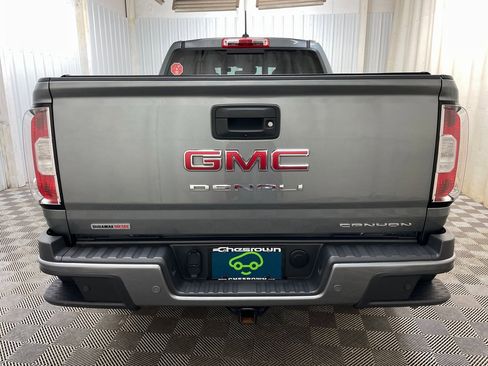 Used 2021 GMC Canyon Denali image 21