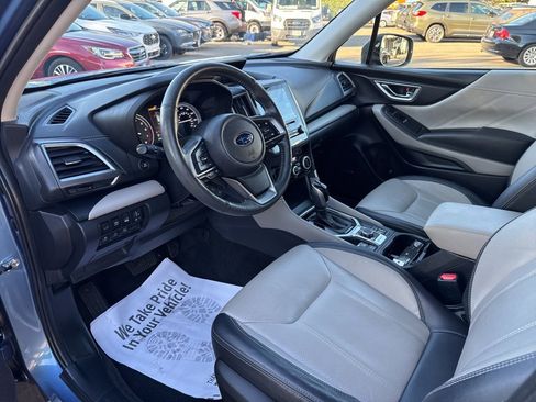 Certified 2022 Subaru Forester Limited image 18