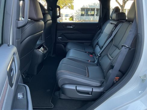 New 2026 Nissan Armada SL image 14