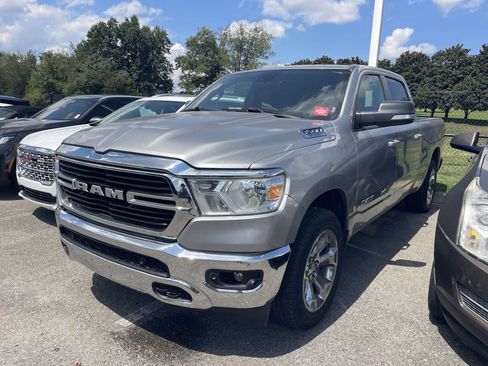 Used 2022 RAM 1500 Big Horn AWD/4WD image 3