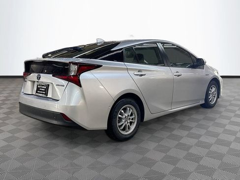 Used 2022 Toyota Prius LE FWD image 7