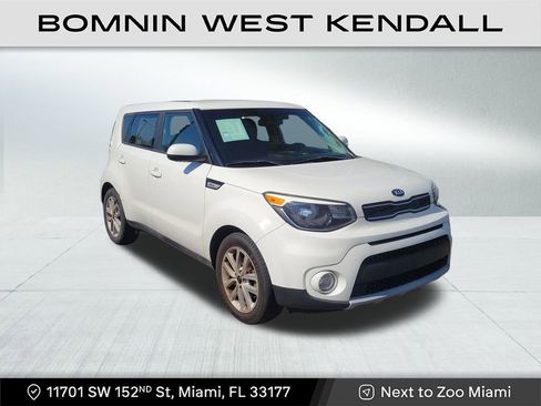 Used 2019 Kia Soul + image 1