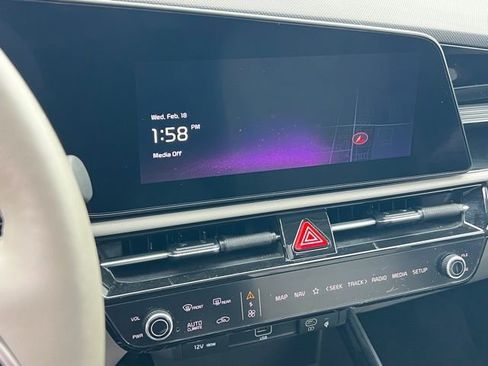 Certified 2024 Kia Niro Wave w/ Wave Preserve Package image 22