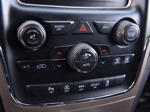 Used 2017 Jeep Grand Cherokee Laredo w/ Quick Order Package 23E image 12