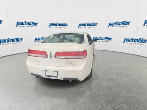 Used 2012 Lincoln MKZ FWD image 10
