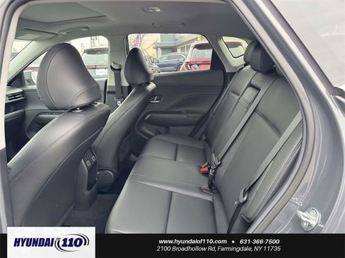 Used 2025 Hyundai Kona Limited image 12