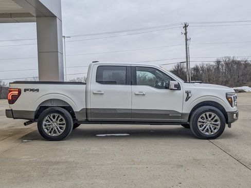 Used 2025 Ford F150 King Ranch w/ FX4 Off-Road Package image 6
