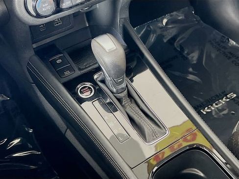 Used 2024 Nissan Kicks SR w/ SR Premium Package image 22