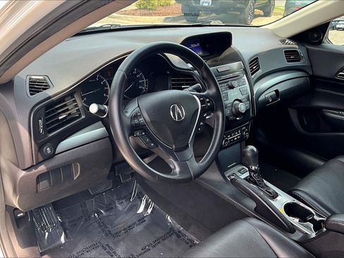 Used 2014 Acura ILX FWD image 13