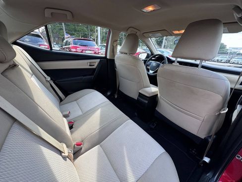 Used 2016 Toyota Corolla LE FWD image 13