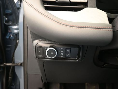 New 2026 Ford Explorer Active AWD/4WD image 27
