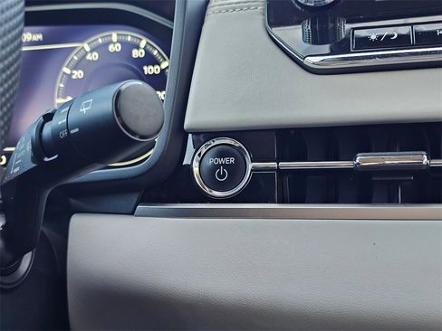 Used 2023 Mitsubishi Outlander SEL image 25