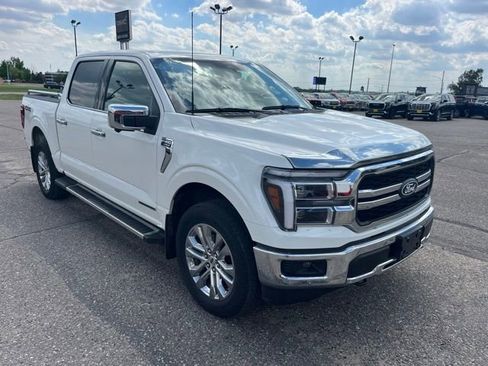 Used 2025 Ford F150 Lariat w/ Equipment Group 502A High AWD/4WD image 3