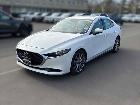 Used 2020 MAZDA MAZDA3 AWD Sedan w/ Premium Package image 5