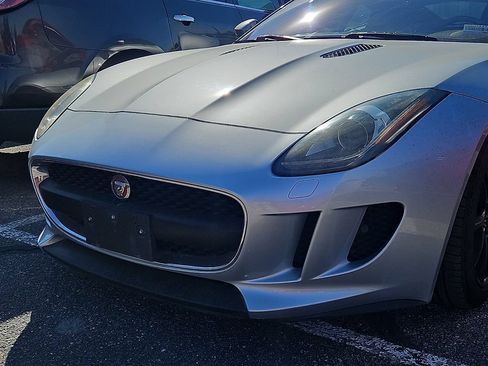 Used 2017 Jaguar F-TYPE Coupe RWD image 2