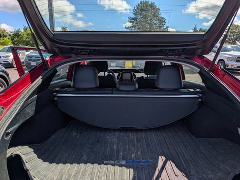 Used 2022 Toyota Prius Prime XLE FWD image 10