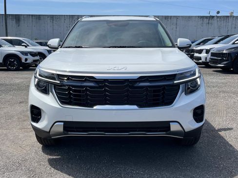 New 2026 Kia Seltos EX FWD image 2