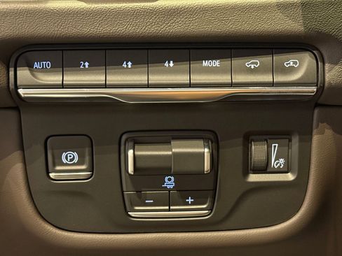 New 2026 Cadillac Escalade Luxury w/ Touring Package image 27