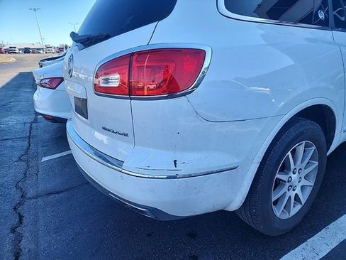 Used 2016 Buick Enclave Leather image 8