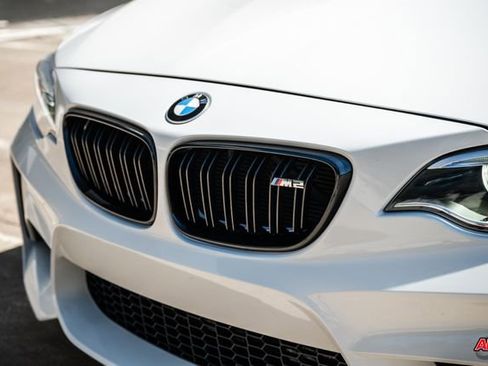 Used 2017 BMW M2 image 26