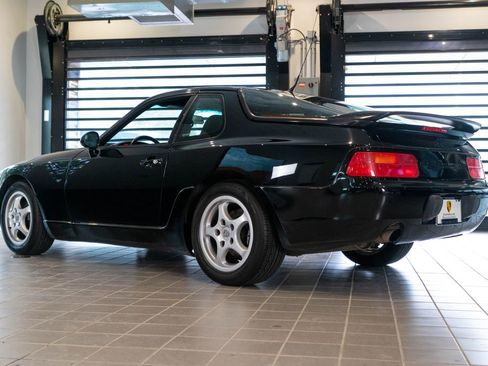 Used 1994 Porsche 968 Coupe RWD image 3