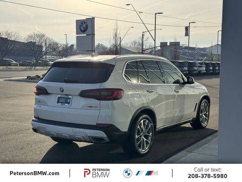 Used 2022 BMW X5 xDrive40i w/ Luxury Seating Package image 7