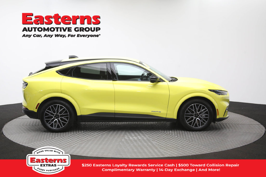 Used 2025 Ford Mustang Mach-E Premium AWD/4WD image 47