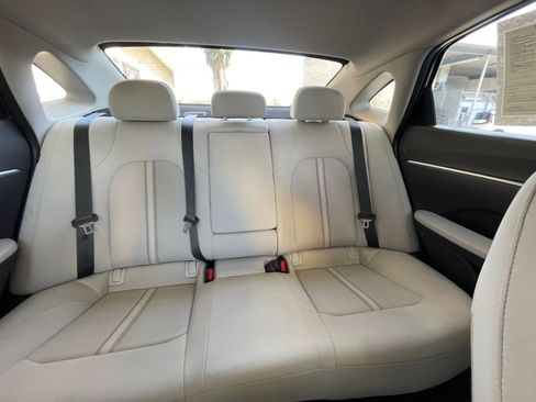 Used 2025 Hyundai Sonata SEL image 38